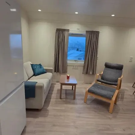 Arctic Nine - Nr 9 - On The Island Casa de Férias *